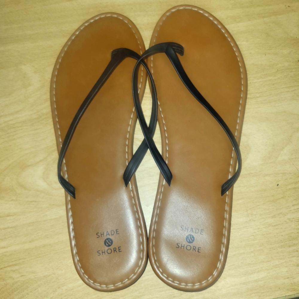 Shade & Shore Brown And Black Faux Leather Flip Flops - Women's Size 10
